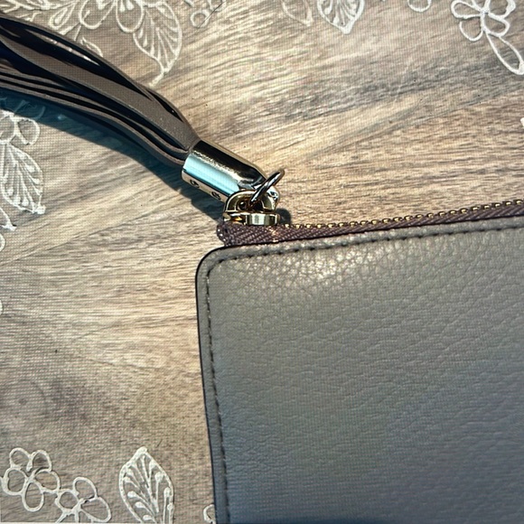 NWOT - Kate Spade Wallet with Tassel Zip - Picture 7 of 7